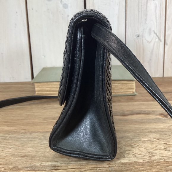 Whiting & Davis Mesh Cross Body Bag, Purse - Picture 5 of 16